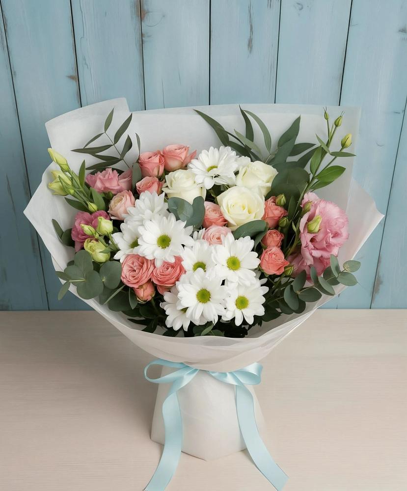 Букет цветов из: Розы, Лизиантусы и Хризантемы в Быкогорке