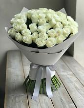 Букет 35 Белых роз в Быкогорке