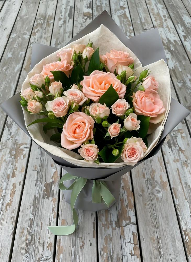 Букет цветов из: Розы в Быкогорке