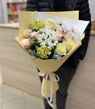 Букет цветов из:  Альстромерии, Розы и Хризантемы #REPLACE_PRED# Быкогорке