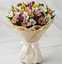 Букет цветов из:  Альстромерии в Быкогорке