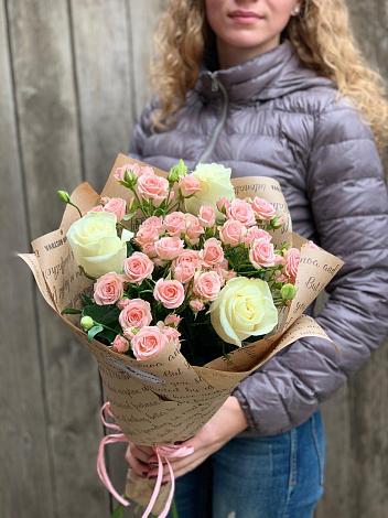 Букет цветов из: Розы в Быкогорке