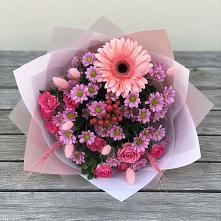 Букет цветов из:  Розы, Герберы и Хризантемы в Быкогорке