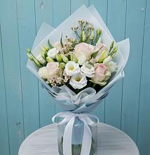 Букет цветов из:  Розы и Лизиантусы в Быкогорке
