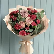 Букет цветов из:  Гвоздики и Розы в Быкогорке